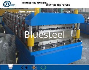 8.5T Máquina de moldeo de doble capa en azul para un proceso de moldeo suave