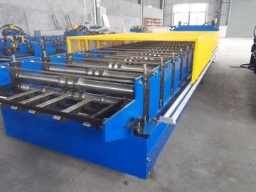Rollo de acero acanalado hidráulico que forma la máquina con cortar el sistema