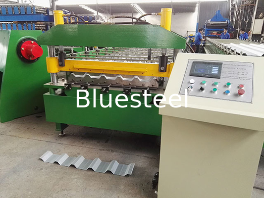0.3-0.8 mm espesor de la máquina de moldeado de rodillos para techos metálicos 8-15 m/min Velocidad de moldeado ±2 mm Tolerancia de corte