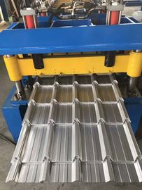 Máquina de moldeado de baldosas de acero fácil de operar con sistema de corte hidráulico